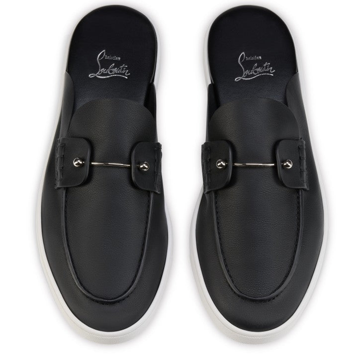 Christian Louboutin chanme
boat shoes calf leather black